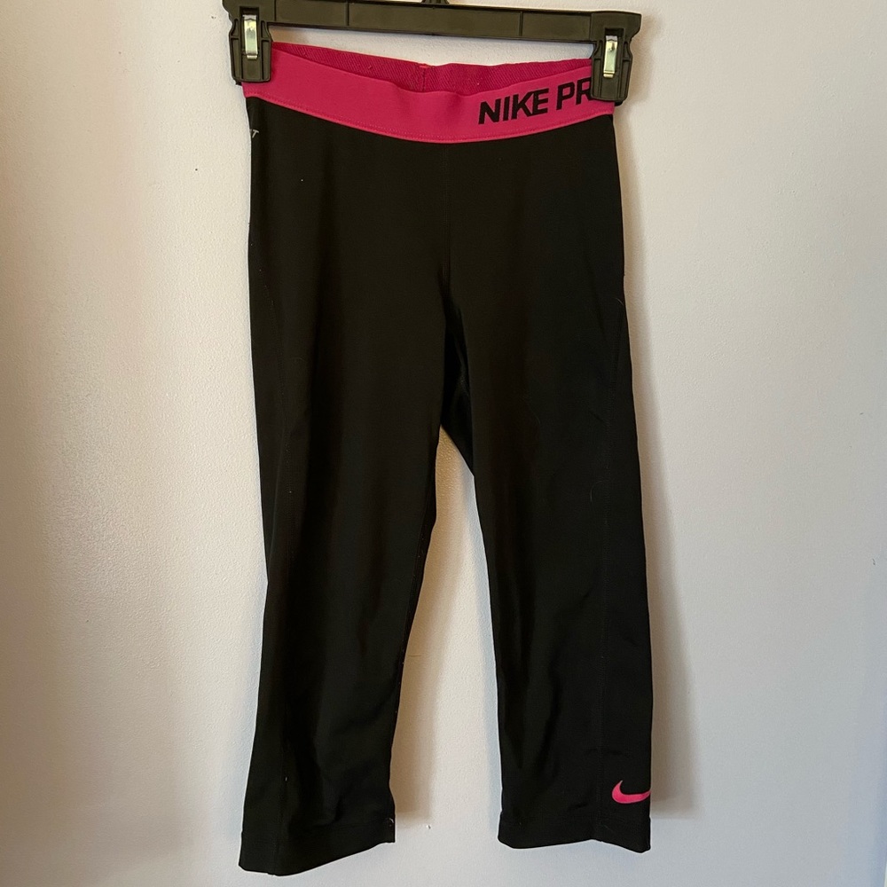 Nike Pro Capri Leggings